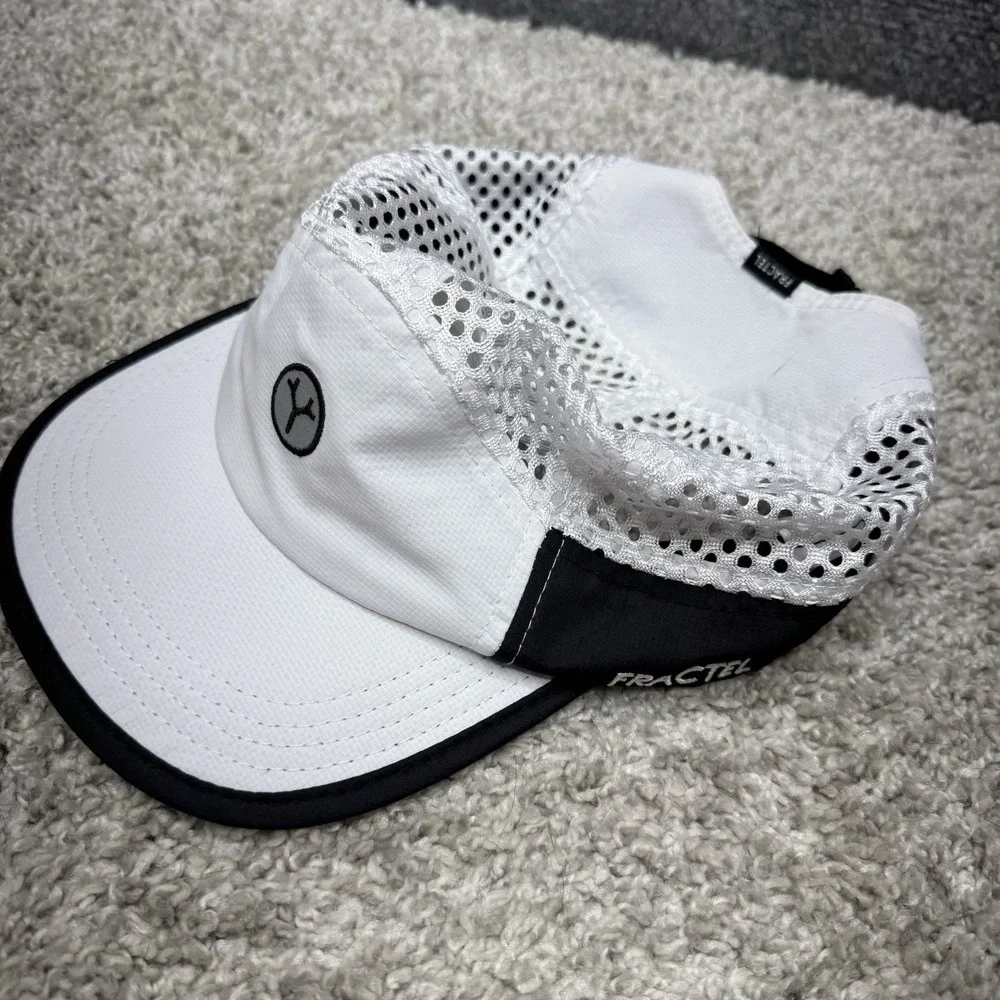 Fractel Running Hat Cap‎ adjustable white/Black